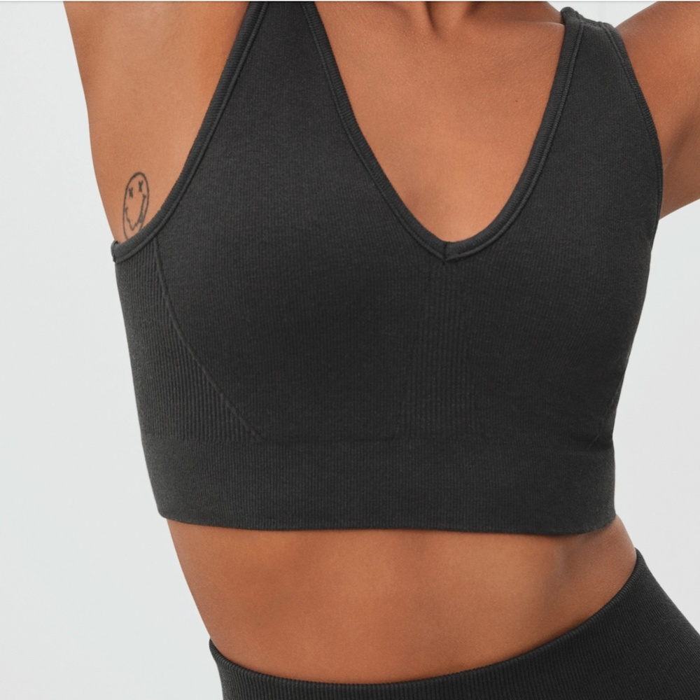 Cute v neck top
